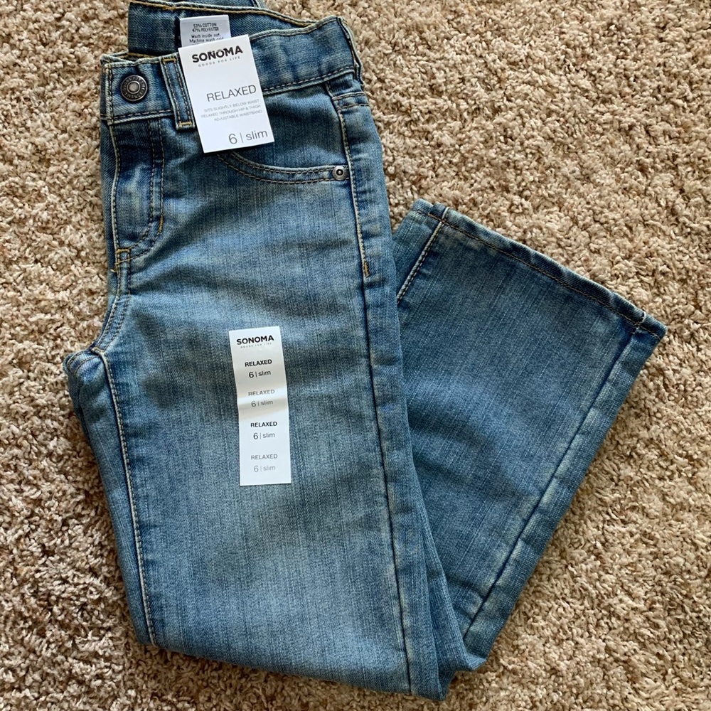 NWT Sonoma relaxed fit girls jeans. Size 6 slim